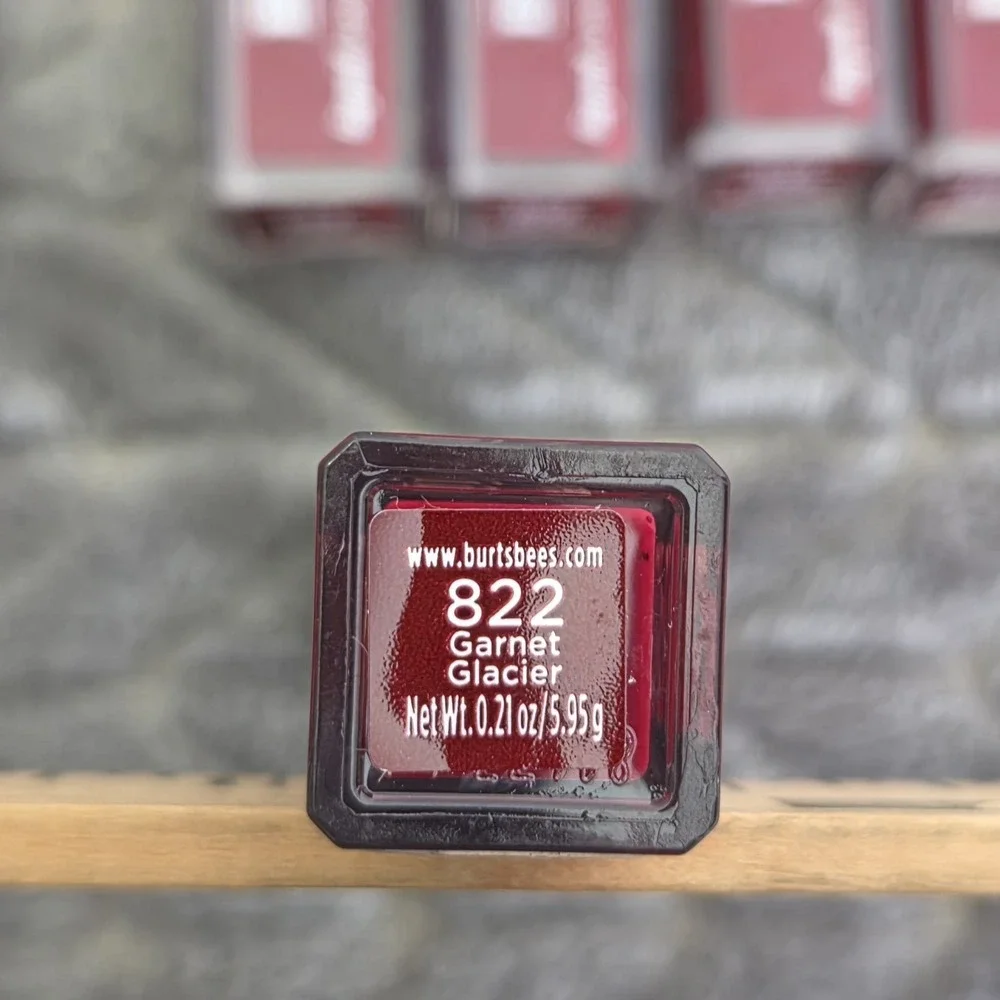 NEW-Sealed 6 SIX Burt's Bees 100% Natural Liquid‎ Lipstick 822 Garnet Glacier